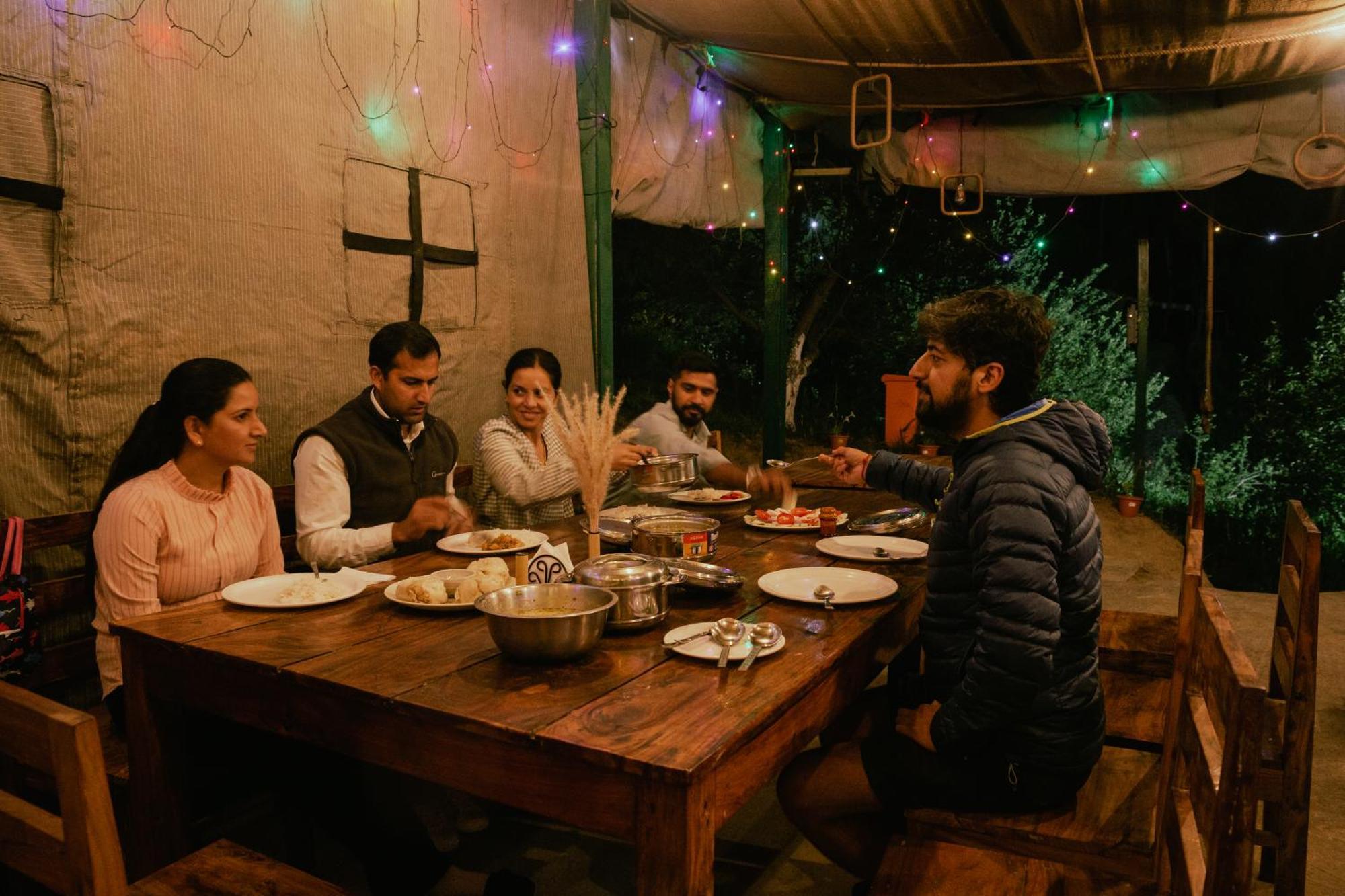 Hotel Daak Bangla Retreat Kufri Zewnętrze zdjęcie