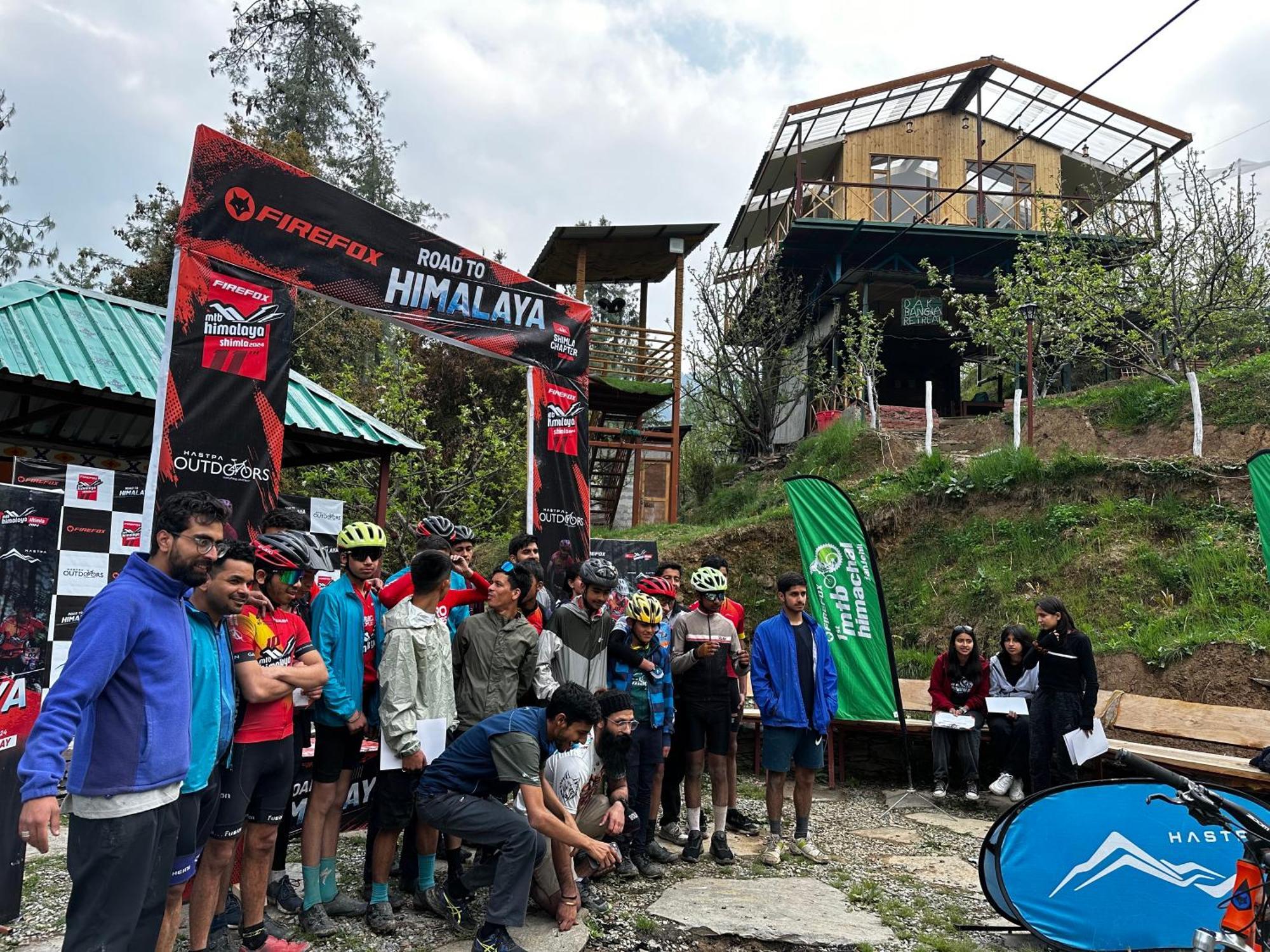 Hotel Daak Bangla Retreat Kufri Zewnętrze zdjęcie